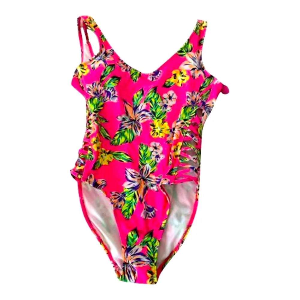 One piece bathing suit π©± juniors new